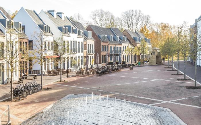 Luxurious panorama suite near Maastricht