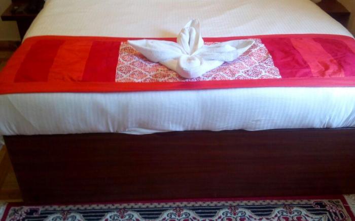 FabHotel Om Shivaay Inn