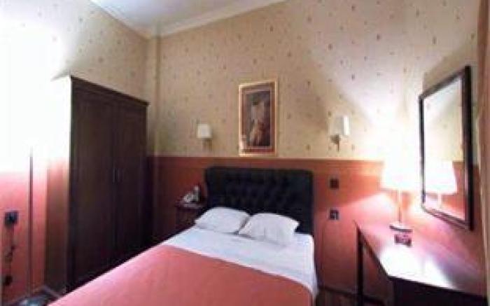 Anastazia Luxury Suites & Spa