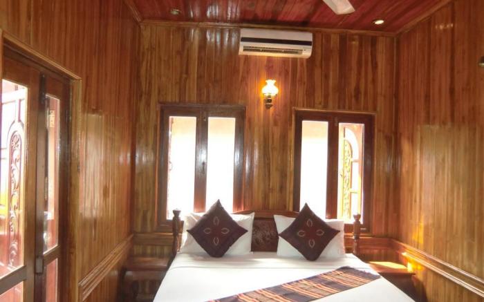 Soutikone Place House 2