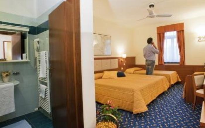 Lake Hotel Benaco