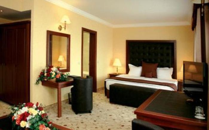 Maxi Park Hotel & Spa