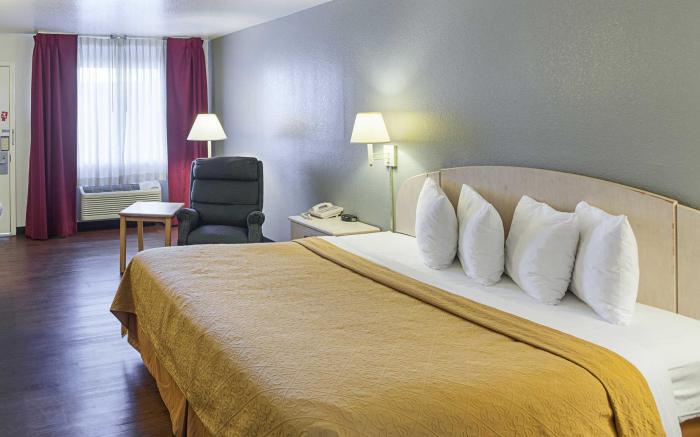 Econo Lodge Downtown South