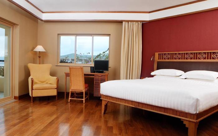 Horizon Resort & Spa Yalong Bay