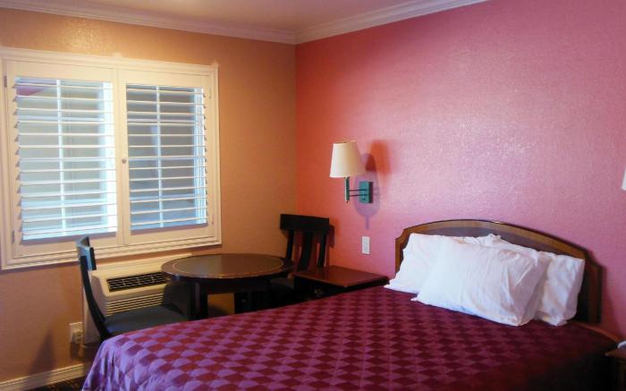 Sealamp Inn