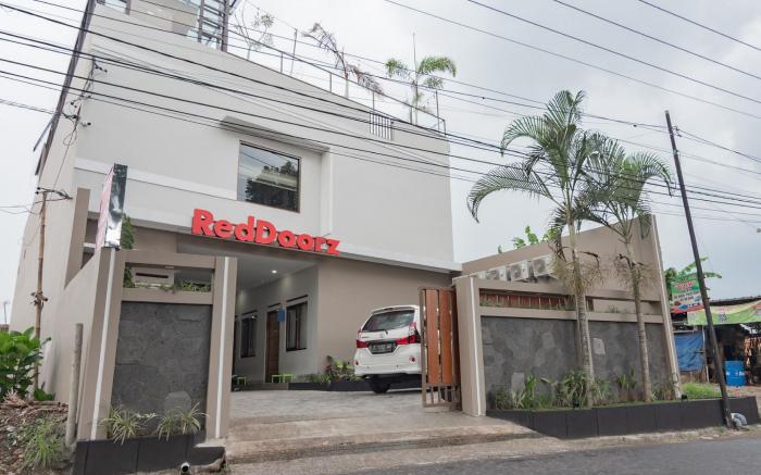 RedDoorz Syariah @ Boemi Guesthouse Tasikmalaya