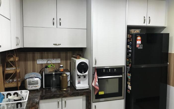 Loveable couple only 1 master room