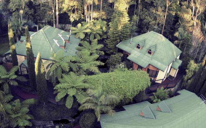 Escarpment Retreat