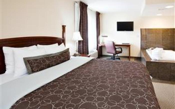 Staybridge Suites Milwaukee Airport South