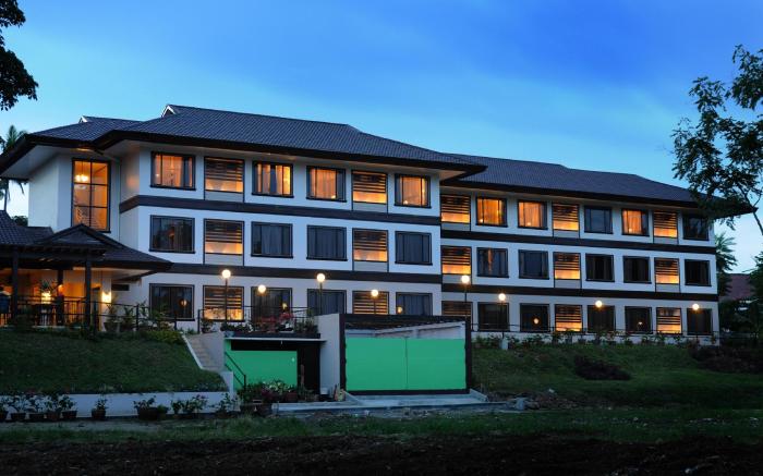 Hotel Tropika