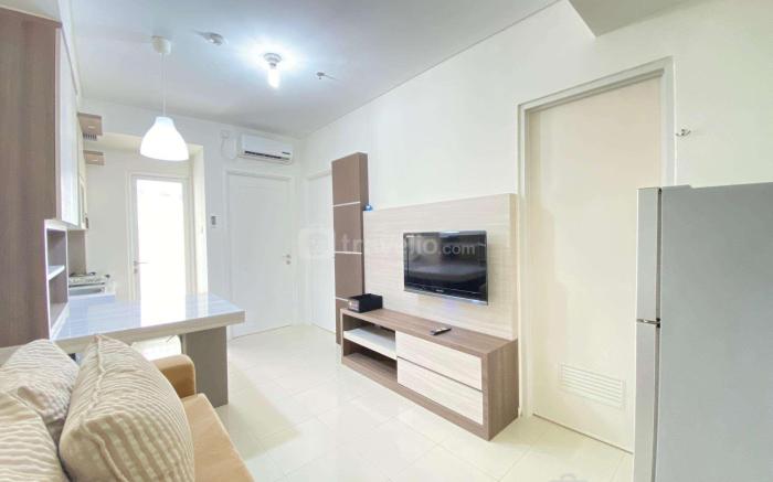 Private & Bright 2BR Apartment at Parahyangan Residence near Nara Park By Travelio