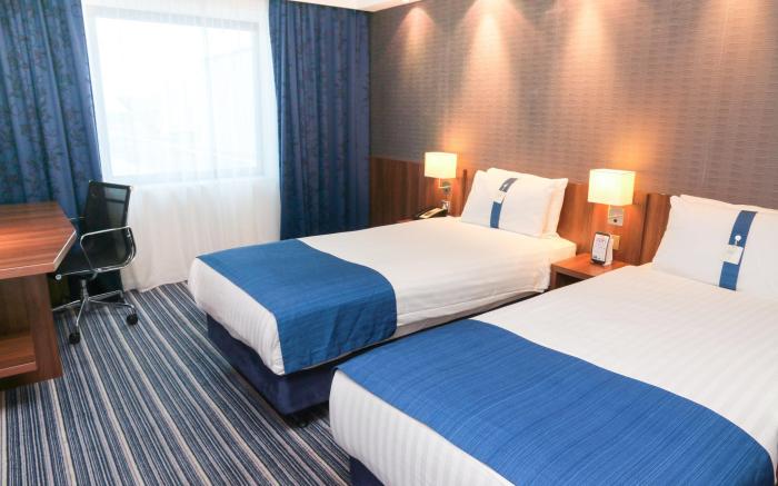 Holiday Inn Express London Heathrow T5 By IHG