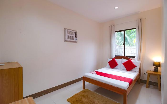 OYO 781 Junie Pension House