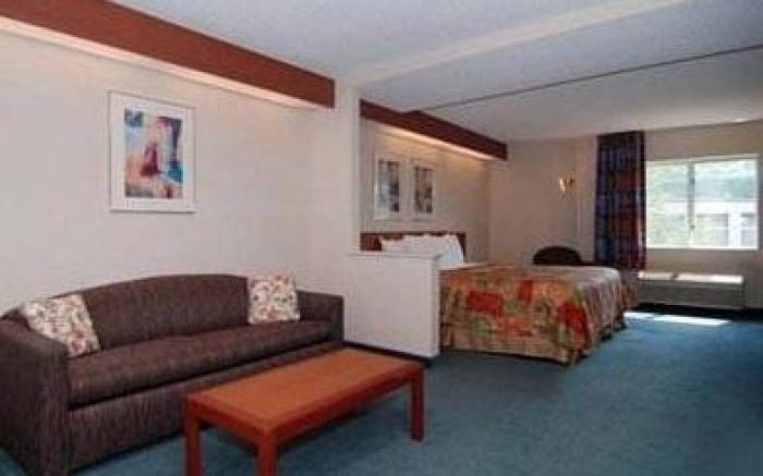 Sleep Inn & Suites