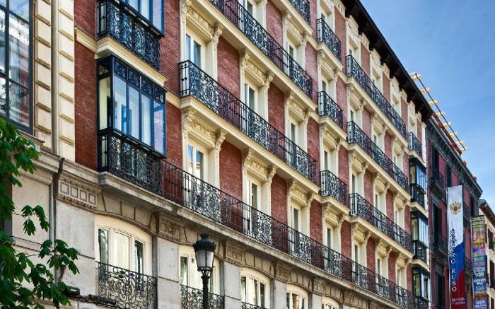 Catalonia Plaza Mayor Hotel