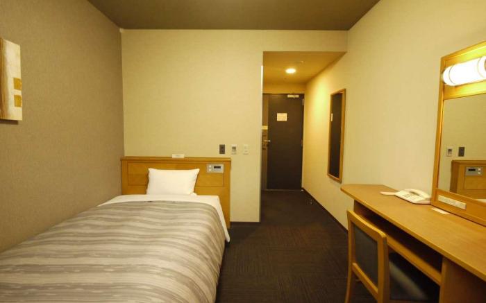 Hotel Route Inn Osaka Honmachi