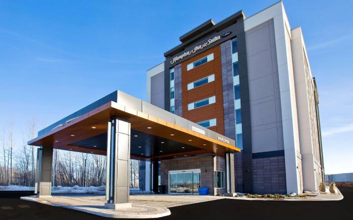 Hampton Inn & Suites Ottawa West, Ontario, Canada