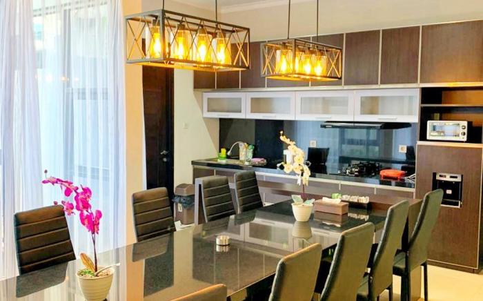 Platinum Setrasari Guest House  5BR Private Pool