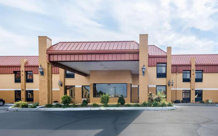 Quality Inn & Suites University Area