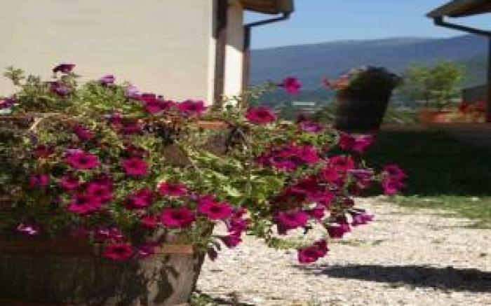 La Perticara Farm House