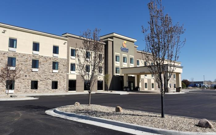 Comfort Inn & Suites