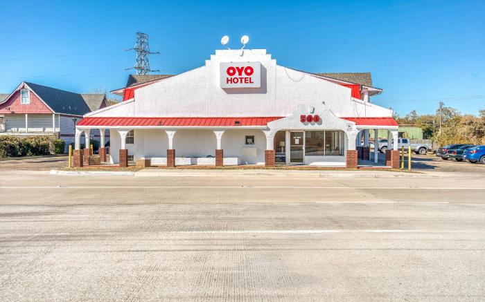 OYO Hotel Waco University Area/ I-35