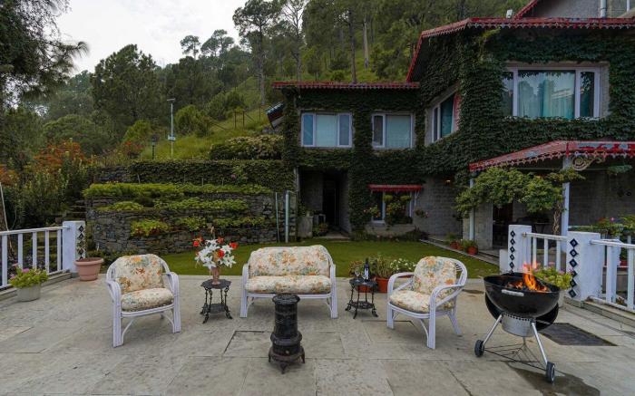 StayVista at Destine