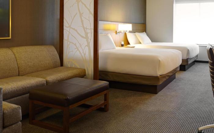 Hyatt Place Lansing East