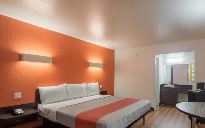 Motel 6 Paris, TX