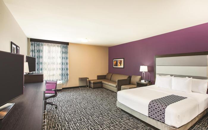 La Quinta Inn & Suites by Wyndham McAllen La Plaza Mall