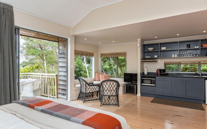Bay of Islands Holiday Apartments and Campervan Park