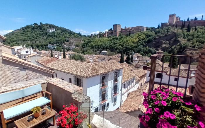 Apartamentos Turisticos Alhambra