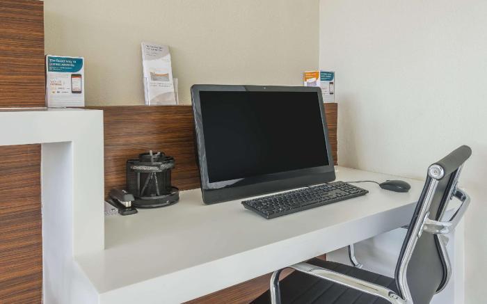 Quality Inn & Suites Kissimmee by The Lake