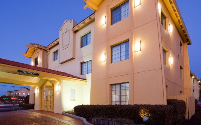 La Quinta Inn by Wyndham Albuquerque Airport