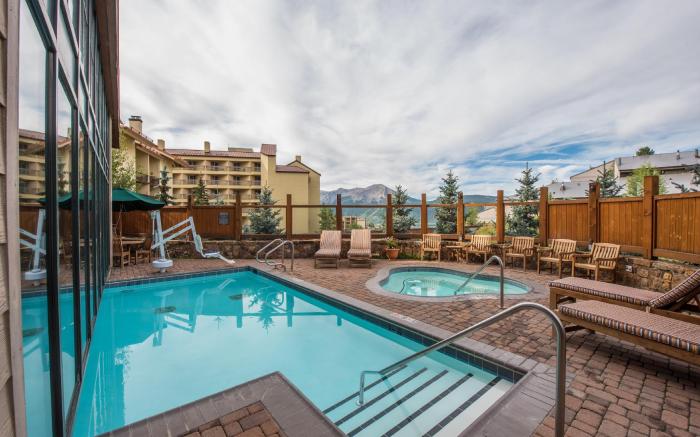 The Lodge at Mountaineer Square