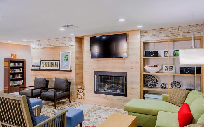 Country Inn & Suites by Radisson, Lewisville, TX