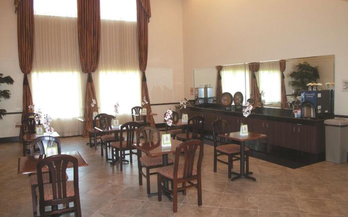 La Quinta Inn & Suites by Wyndham Ft. Pierce