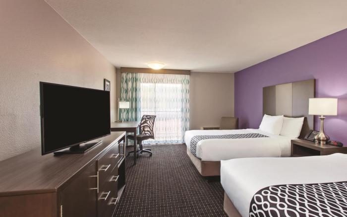 La Quinta Inn & Suites by Wyndham Pomona