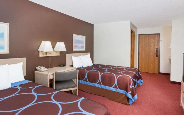 Super 8 By Wyndham Estherville