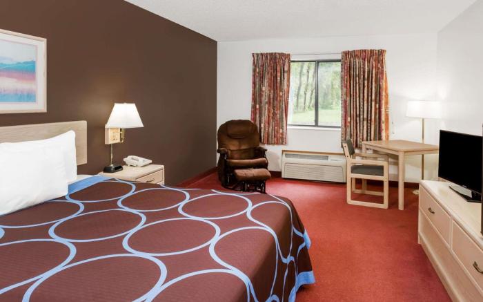 Super 8 By Wyndham Estherville