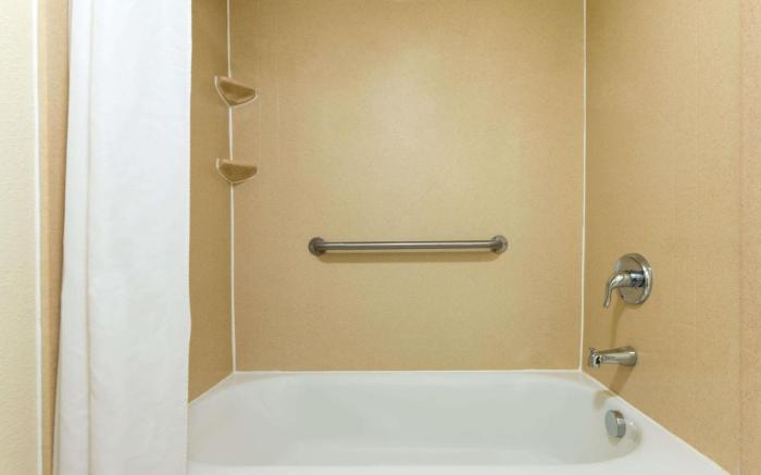 Super 8 By Wyndham Enid