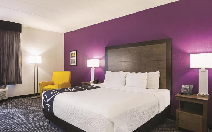 La Quinta Inn & Suites by Wyndham Shreveport Airport