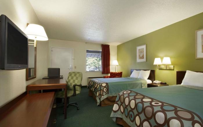 Super 8 By Wyndham Florence