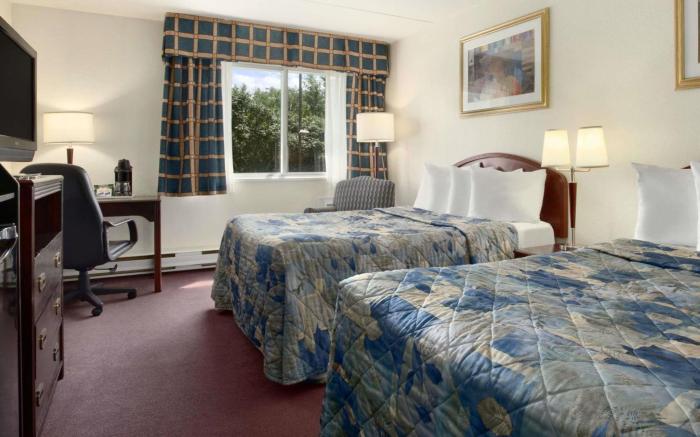 Travelodge by Wyndham Ottawa East