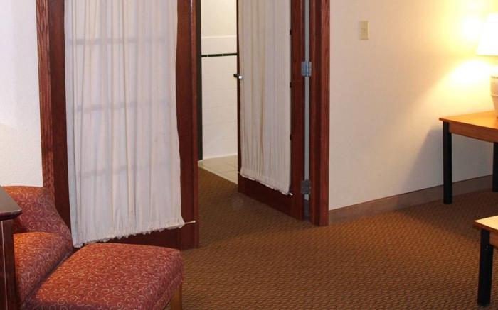 Red Lion Inn & Suites Grimes