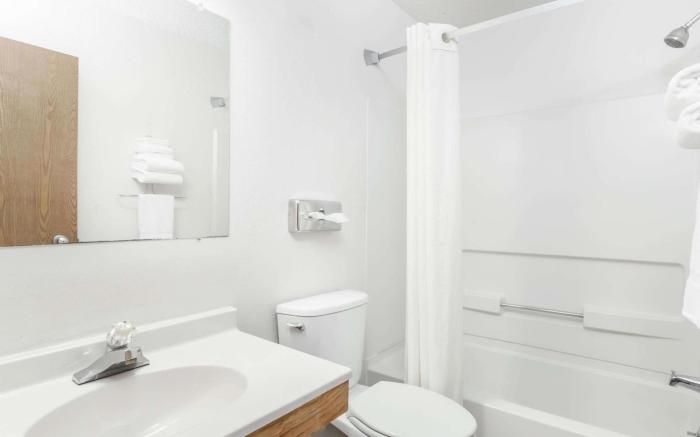 Super 8 By Wyndham Sidney Ny