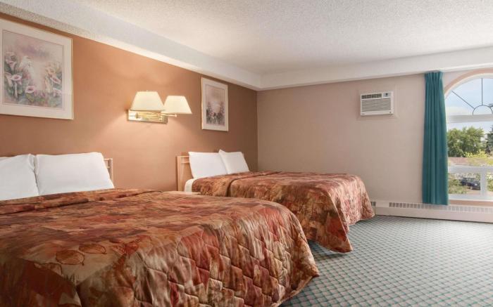 Travelodge by Wyndham Edmonton Airport