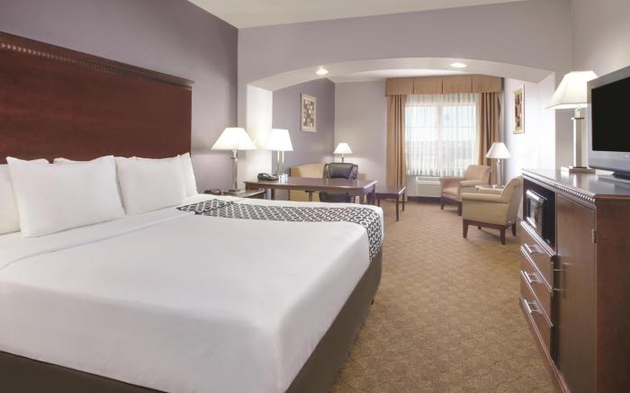 La Quinta Inn & Suites by Wyndham Corsicana