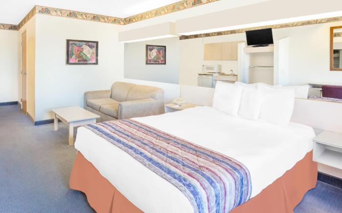Microtel Inn & Suites by Wyndham Fond Du Lac