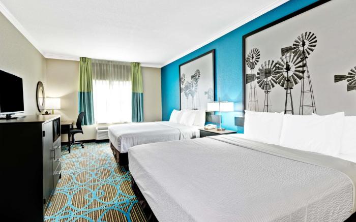 Super 8 By Wyndham San Antonio/Alamodome Area